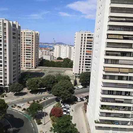 : Joli Studio Refait A Neuf, Vue Mer Apartment Toulon